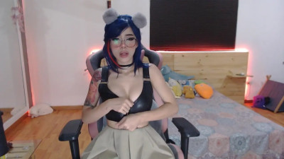 Wakeandbake14 Drools While Sucking A Big Dildo