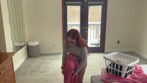 Naomihh666 Receives A Facial After Sex