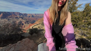 MyLeloo Gives Sloppy Head At The Grand Canyon