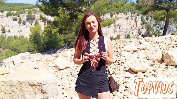 Sopixel - Sopixel, 22 years old, owner of a beauty salon in Ajaccio!