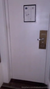 TattedMamii's Hotel Sex Tape With Her BF