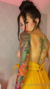 KattModel Strips To Oil Her Juicy Ass