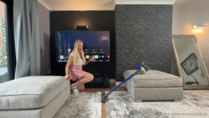 MILF TaniaAmazon Pleases Her Stepson's BBC
