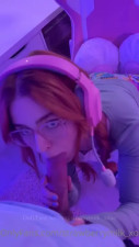 Strawberrymilk_xoxo Gets Fucked In Her Gamer Setup