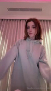 Dainty Wilder Teases In Ex's Hoodie