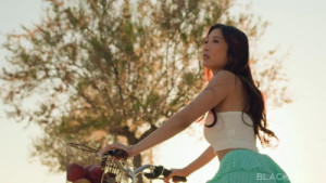 Emiri Momota Gets Creampied By A BBC Outdoors