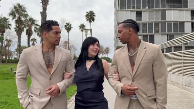 LilMilk69 Indulges Herself In A Threesome Facial