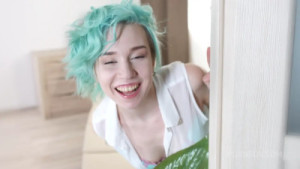 Alice Klay Gets Her Tight Anus Stretched And Screwed