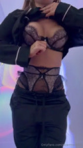 Piper Rockelle Seduces In Sexy Lingerie