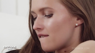 Stacycruz_xxx Gets Passionately Fucked In Her High Heels