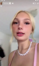 Kinkykkatie Masturbates & Gives A Blowjob To Her BF