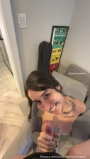 Martina Oliveira Gives Her Boyfriend A Blowjob And Takes A Facial