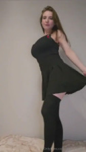 Dolly.grettits Strips & Rubs Her Pussy