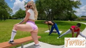 Lucky Kay - Four - Hands Double Dick Ass Massage
