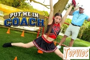 Alyssa Pure - Stretching Cheerleader Alyssa Pure’s Pussy
