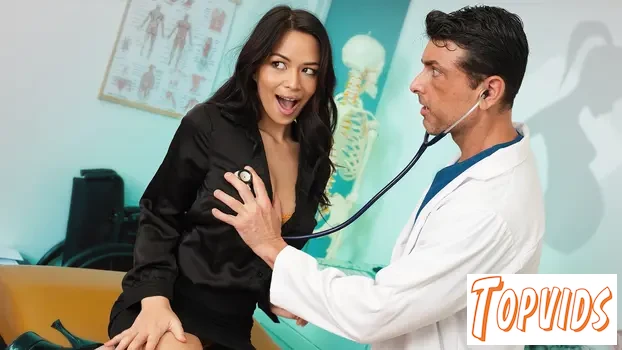 Scarlett Alexis - Scarlett Alexis Gets Drilled at the Breed Me Clinic