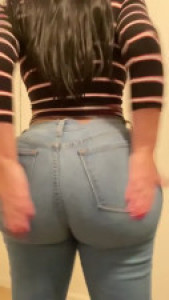 Crystal Lust Slaps Her Ass For Her Followers