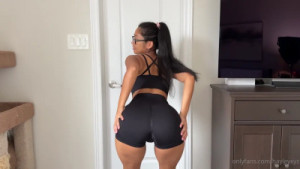Hayleyxyz Receives Facial After Giving Head