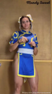 Mandy Sweet Straddles A Cock As Chun Li