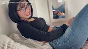 I Interrupted My Short-Haired Nerdy Stepsister's Video Game