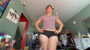 Queen Egirl Shakes Her Ass And Bounces On Her Dildo