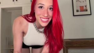 Zoey Di Giacomo & Hannah Jo Get Wild In Bed
