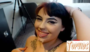 Beth Abbett - Busty Beth Returns - E440
