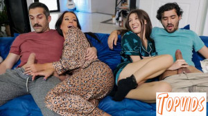 Sofie Marie & Maya Woulfe - No Nut November Bet