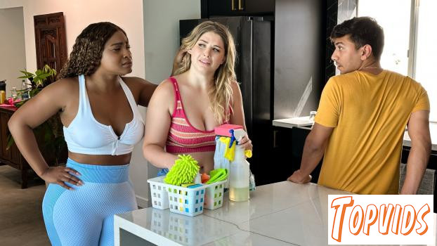 Riley Reign & Ny Ny Lew - MILF Makes College Shower Threesome
