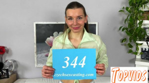 Arina Shy - Because of her beauty she wants to be a model - E344
