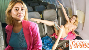 Alexis Wilson - Alexis loves rubbing and flying