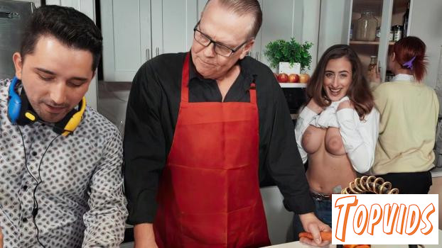 Scarlett Page - Cooking Show