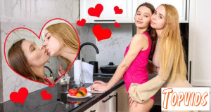Annastejsa Cherry & Kitty Doll88 - Pussy for breakfast