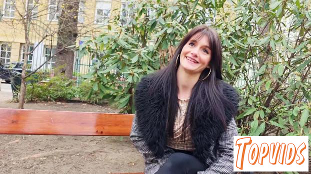 Tina - Tina, 33, takes it step by step   