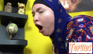 Noi Feja - Horny guy really wants to fuck a woman in hijab