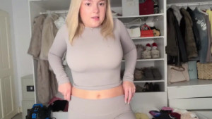 Brooke Marsden's Sexy Dress Try On Haul