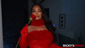 Erotic Medusa Fucks Ricky Johnson's BBC For Valetine's