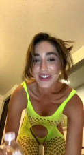 Natalie Roush Seduces You With Her Oiled Body