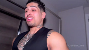 Rossavaxx Gets Drilled & Creampied By Three Cocks