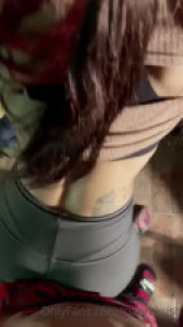 Claarakush Twerks Then Gets Jizzed On The Ass