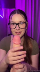Bananapotato333 Jerks & Tittyfucks Her Dildo