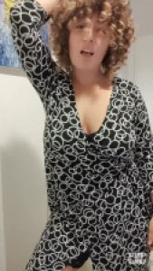 Hanna Cnez Strokes Her Pussy And Cums While Riding A Dildo