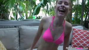 Lilly Ford Blows Her Stepdad As A Present
