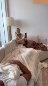 ScarlettKissesXO Wakes Her BF With A Blowjob