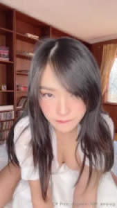 Horny Amiivip's Pillow Humping Session