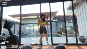Fitness Sport Girl Was Roughly Fucked In The Gym By A Beginner