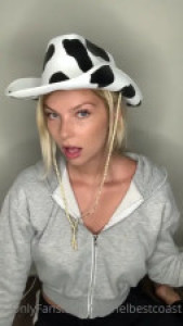 Chanelbestcoast Pillow Humps As A Cowgirl