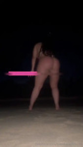 Brenda Castro Rides A Cock On The Beach