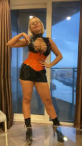 Angel Wicky Flaunts Her Lusty Figure On cam