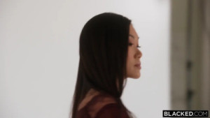 Lucy Mochi Gets Her Pussy Stretched By Hollywood Cash's BBC
